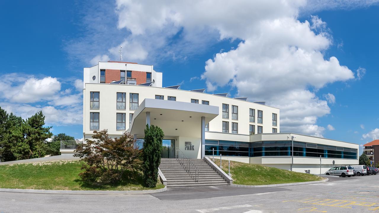 Hotel Park Čakovec Exterior foto